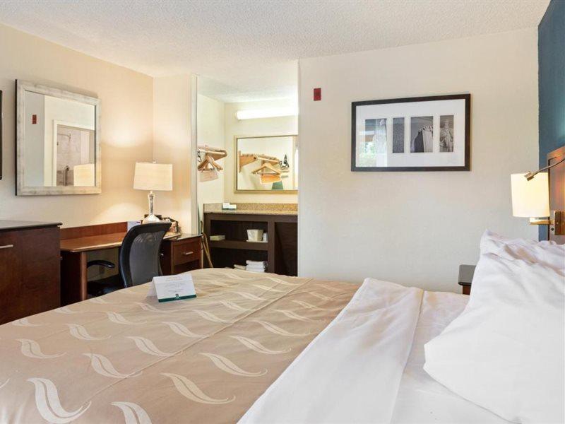 Quality Inn Sumter Buitenkant foto