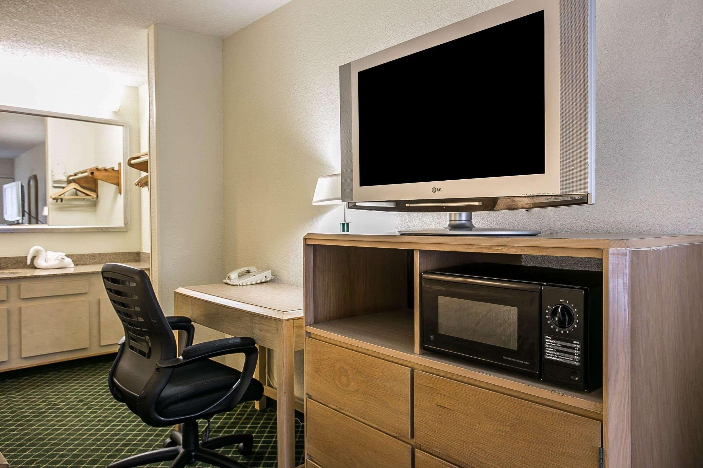 Quality Inn Sumter Buitenkant foto