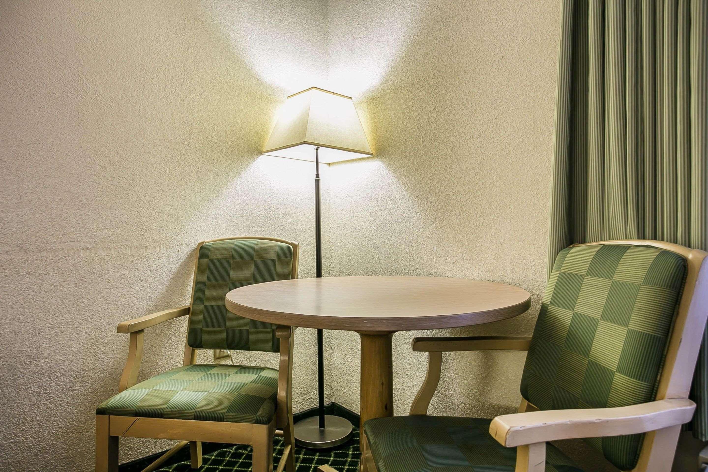 Quality Inn Sumter Buitenkant foto