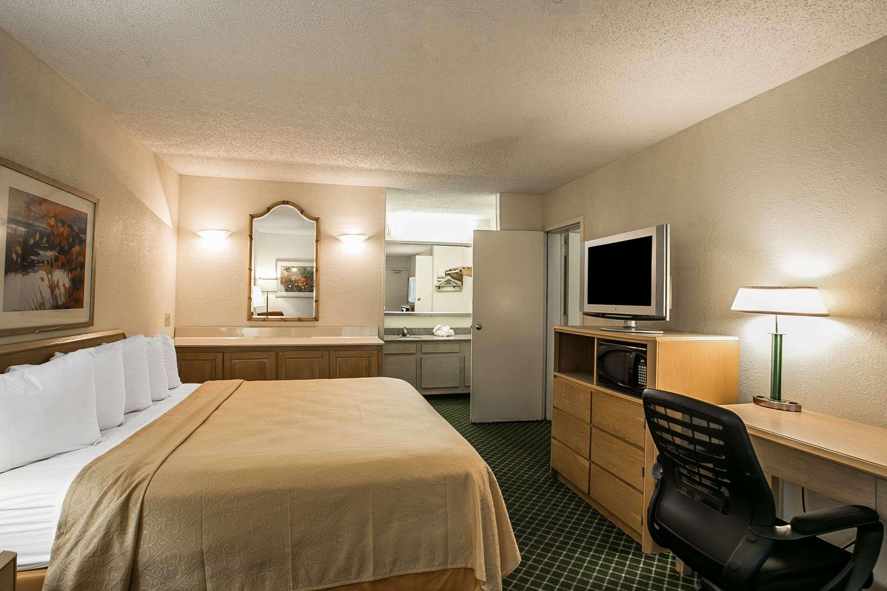 Quality Inn Sumter Buitenkant foto